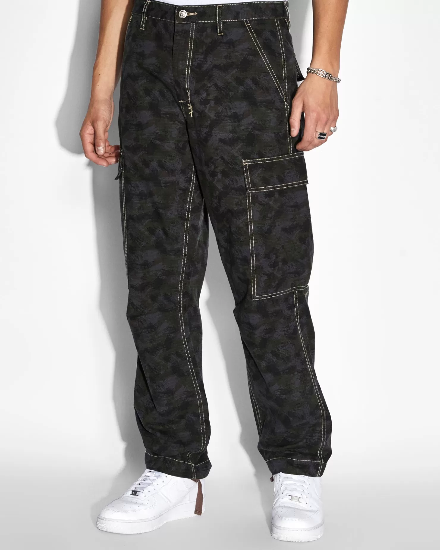 Men Ksubi Fugitive Cargo Pant Camo