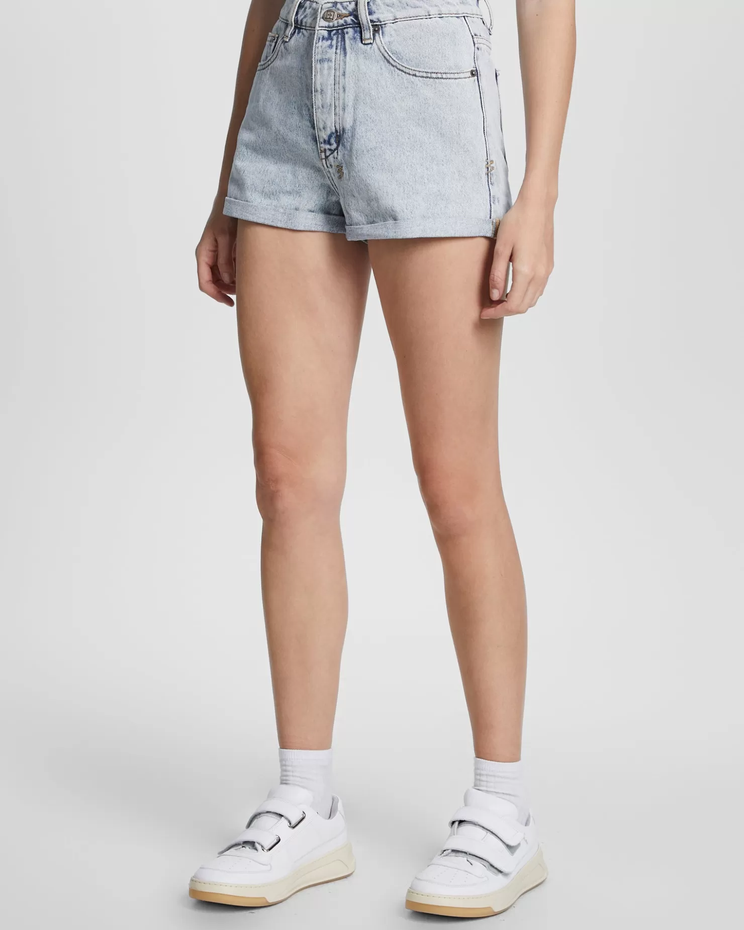 Women Ksubi Rollin Out Short Muse